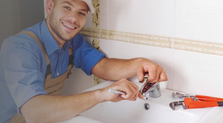 Handle or spout repair in Drexel, NC